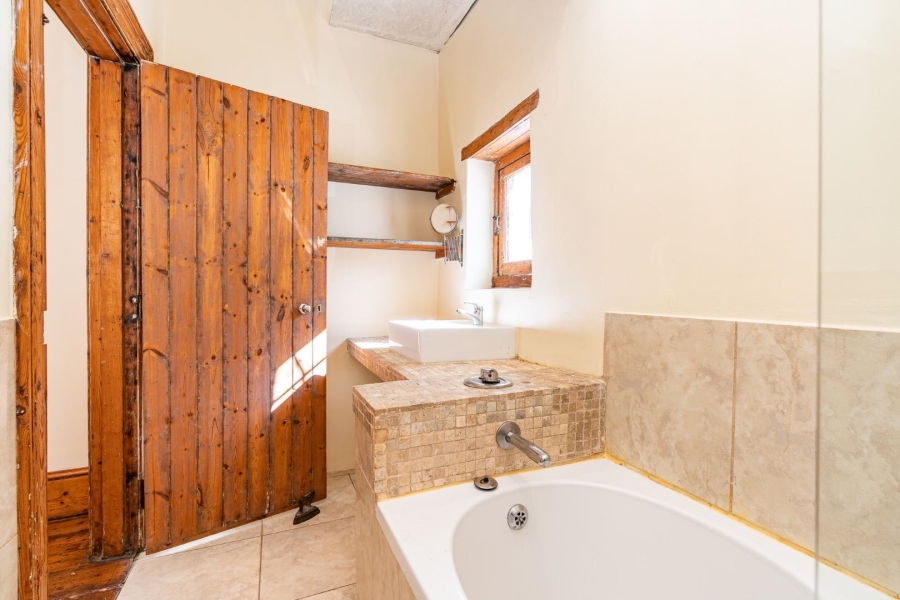 1 Bedroom Property for Sale in Woodstock Upper Western Cape